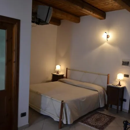 Cascina Minot Couette-café